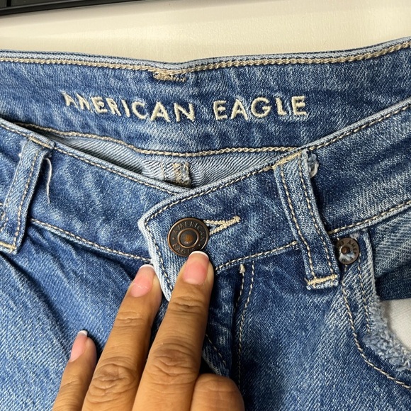 American Eagle Outfitters Blue Boyfriend Jeans Raw Hem - Picture 3 of 6